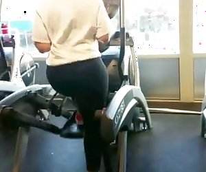 Super Thick Bubble Butt Gym Babe in Spandex